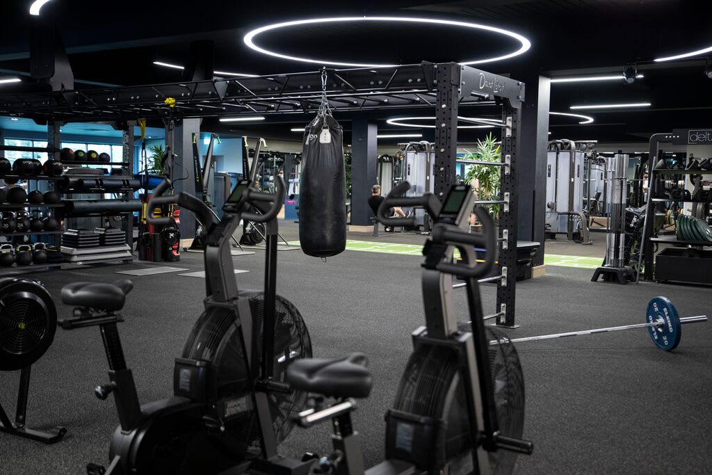 Gym With Swimming Pools In Raynes Park Health Club David Lloyd Clubs gym-with-swimming-pools-in-raynes-park-health-club-david-lloyd-clubs